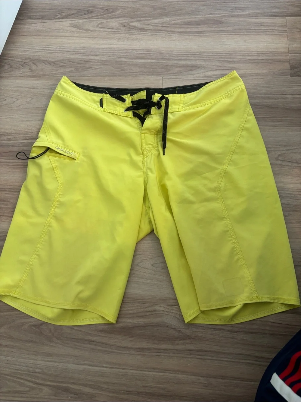 Quiksilver Men's Yellow Swim Trunks - Classic Boardshorts